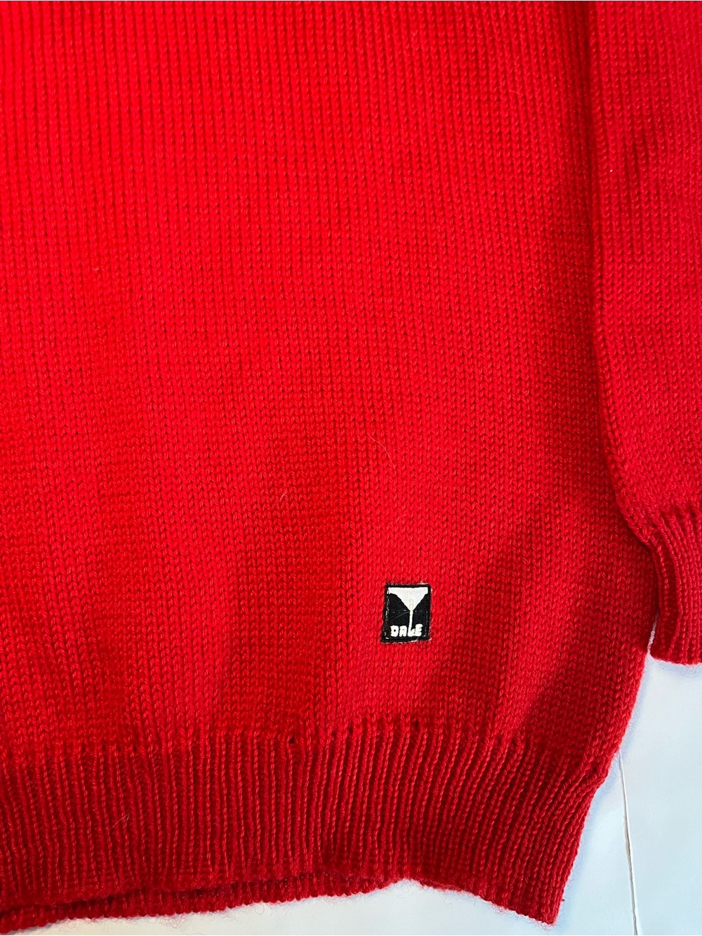 VTG Dale of Norway Pure Wool Nordic Ski Sweater Red Snowflake Mock Neck Mens 50 - Picture 2 of 7
